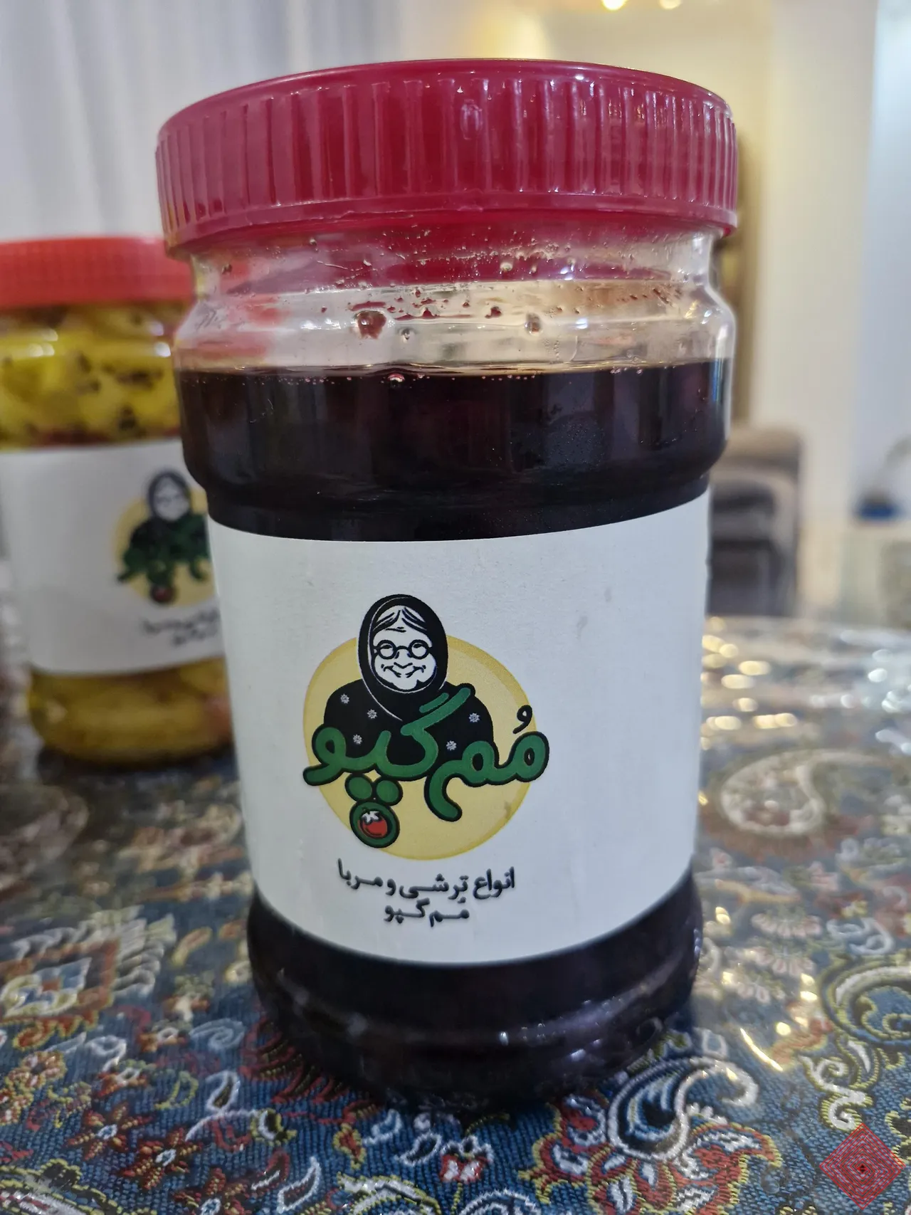 مربا آلبالو خانگی مم‌گپو – طعم اصیل ترش و شیرین — ۵۰۰ گرم، تصویر ۱