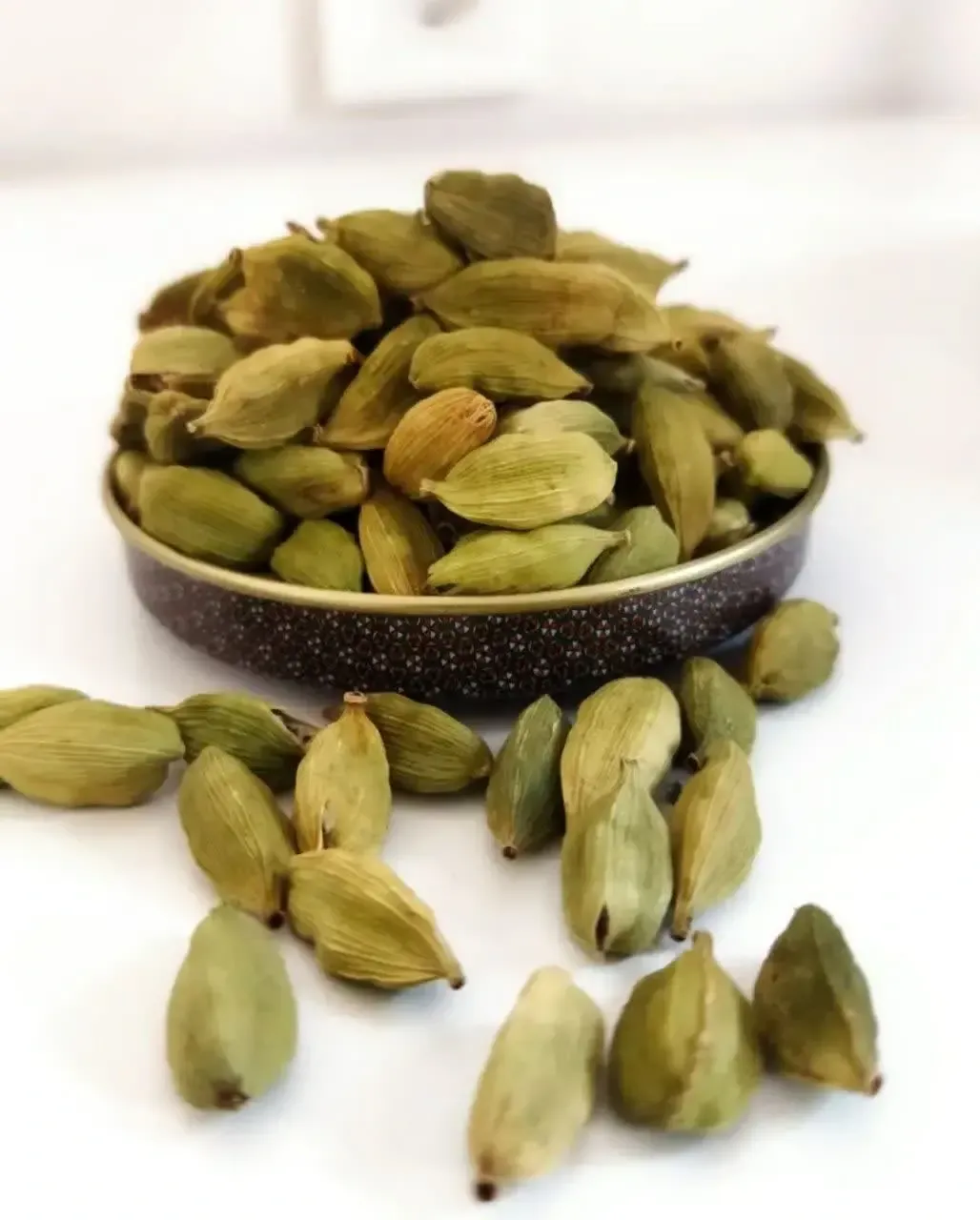 هل اکبر بنفش اعلا قائنات | بسته‌بندی ۱۰ گرمی با پاکت، تصویر ۲