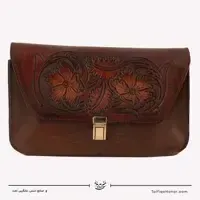 کیف دوشی زنانه حکاکی کلاسیک طرح هونو رنگ قهوه ای سایز 12*25، تصویر ۶