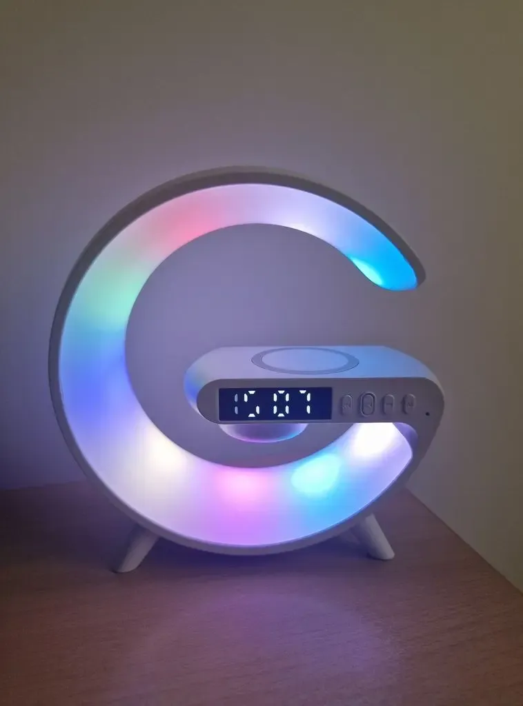 چراغ خواب هوشمند RGB چندکاره G63 با اسپیکر بلوتوث و شارژ وایرلس، تصویر ۳